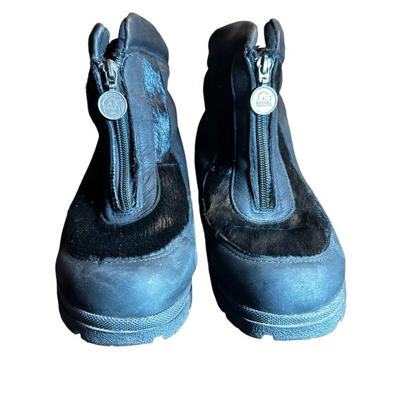 Vintage Sorel Black Leather Calf Hair Ankle Booties - Size 10 - Picture 5 of 10